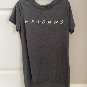 FRIENDS t shirt